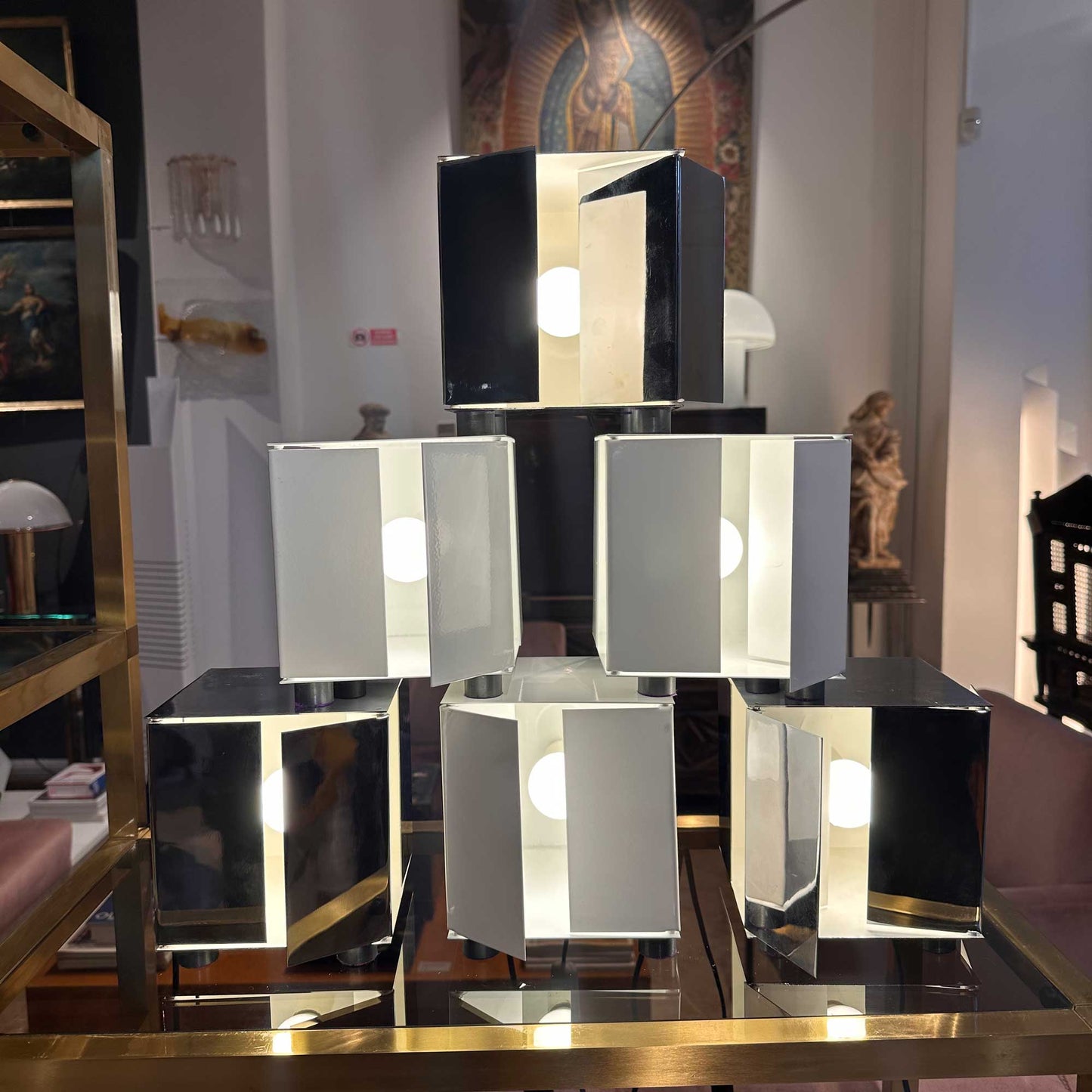 Candeeiro de mesa Kinetic modelo 3H em cromado Paolo Tilche para Sirrah