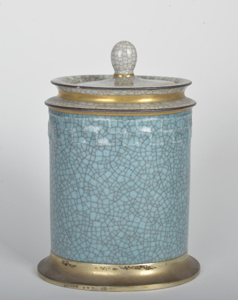 RECIPIENTE ROYAL COPENHAGEN CON DECORACIÓN EN PLATA DE LEITÃO & IRMÃO