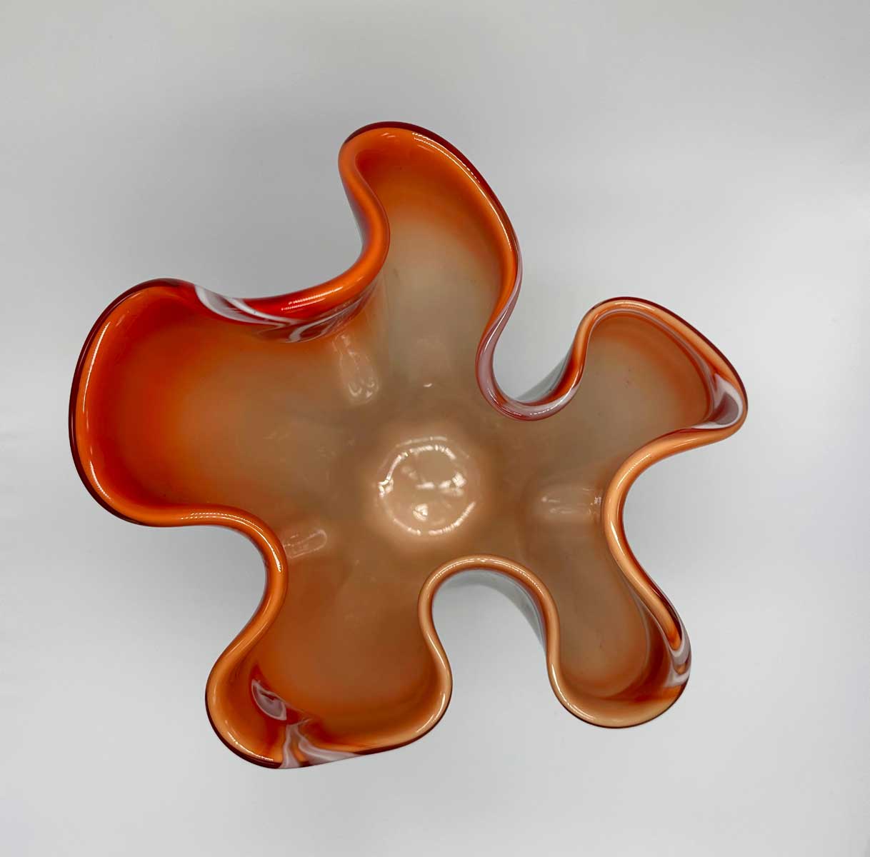 JARRÓN DE CRISTAL MODERNISTA