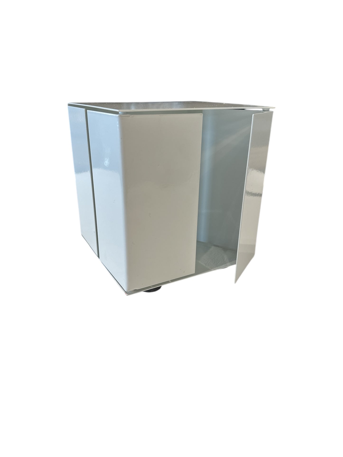 White Kinetic table lamp model 3H by Paolo Tilche for Sirrah