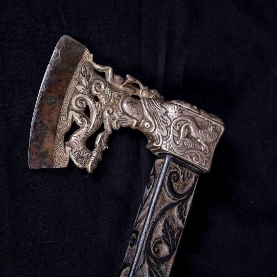 Italian axe with whistle