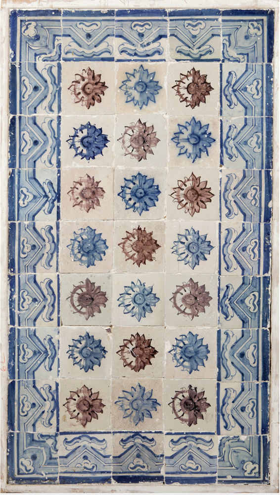 Painel de azulejos Português