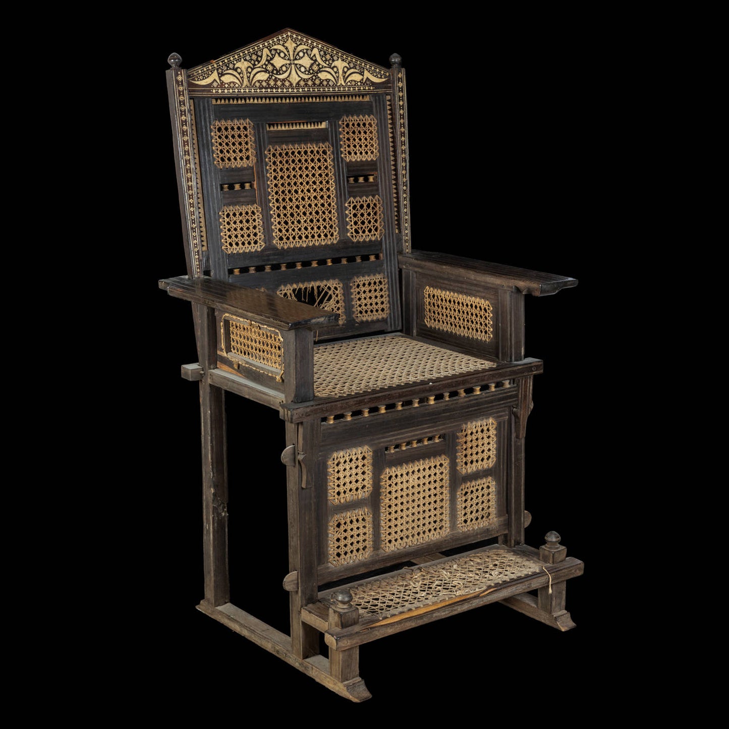Ebony Indo-Afro-Portuguese Armchair, 17th Century