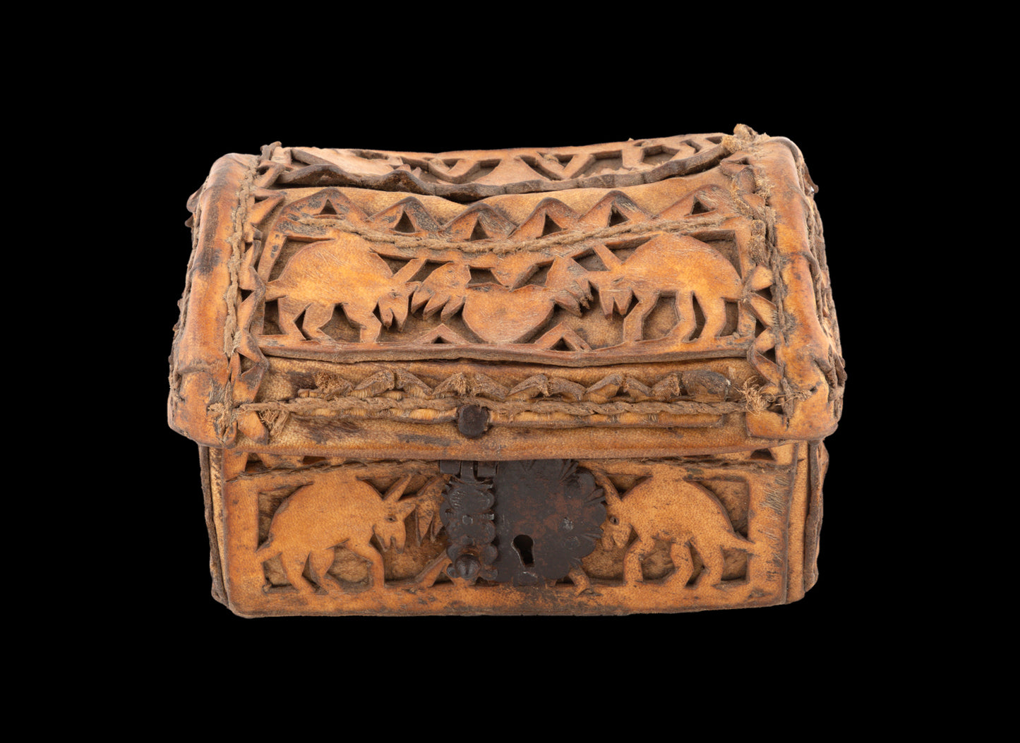  Baú peruano, Século XVIII