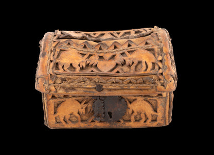  Baú peruano, Século XVIII