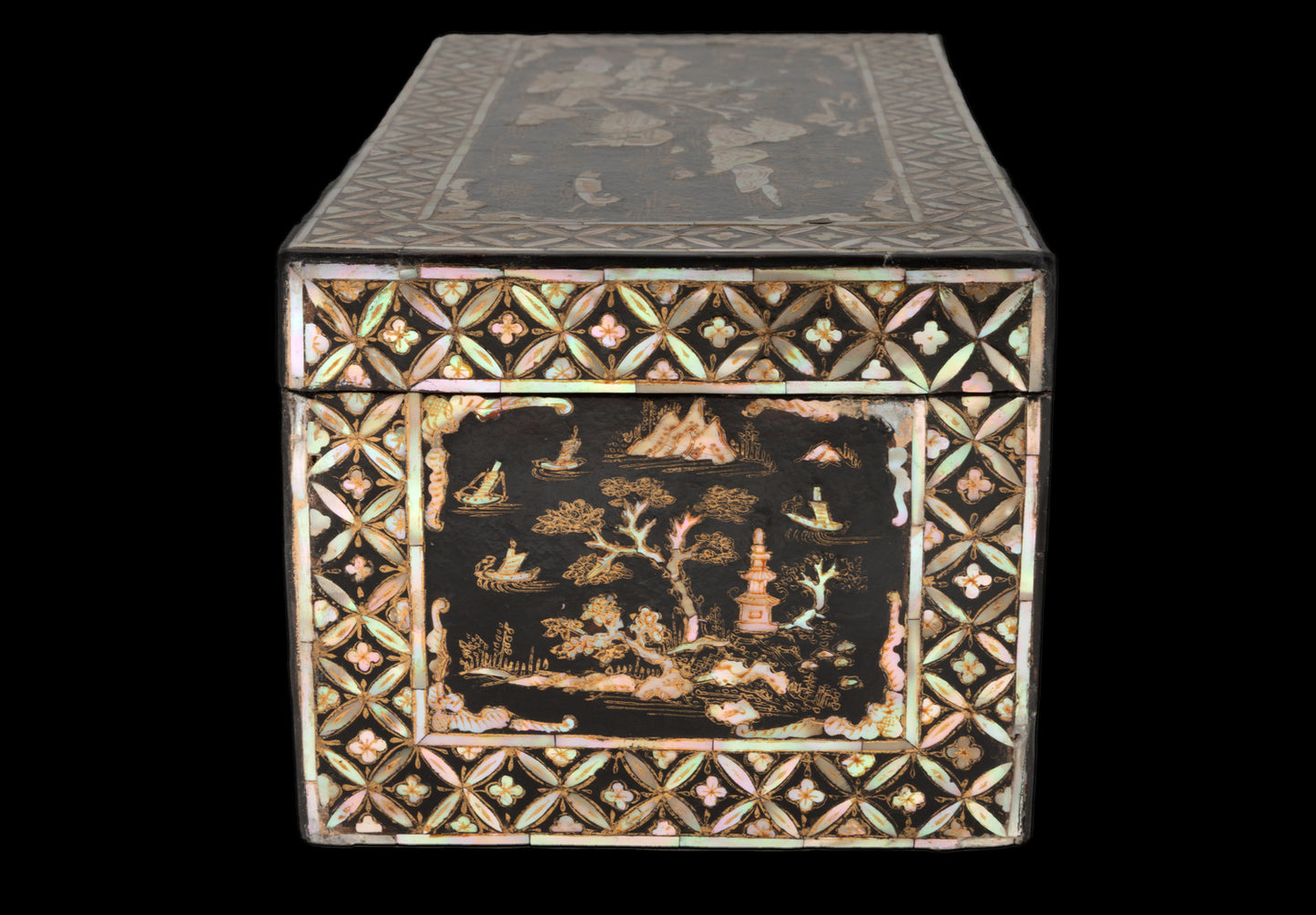 Caixa Lacada Ornamentada, Japão, Período Edo