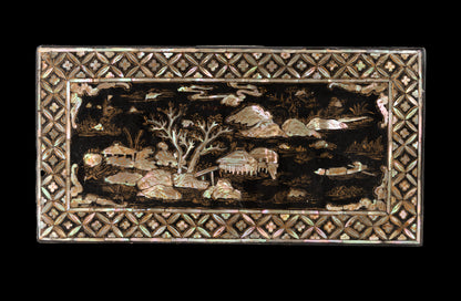 Caixa Lacada Ornamentada, Japão, Período Edo