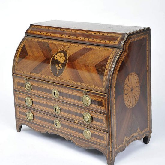 Small roll top bureau D. Maria I