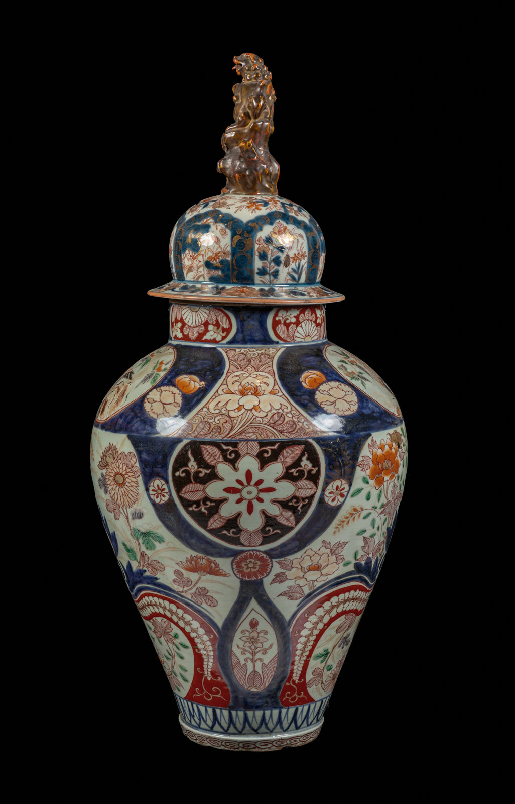 JAPANESE IMARI VASE